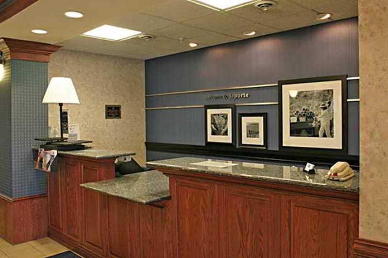 Hampton Inn Laporte La Porte Exteriör bild